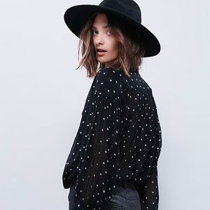 Free People ‘Star Point’ Top ⚡️